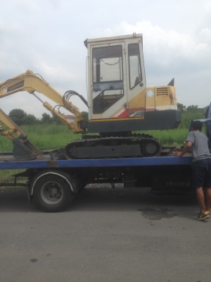 รถแบคโฮ