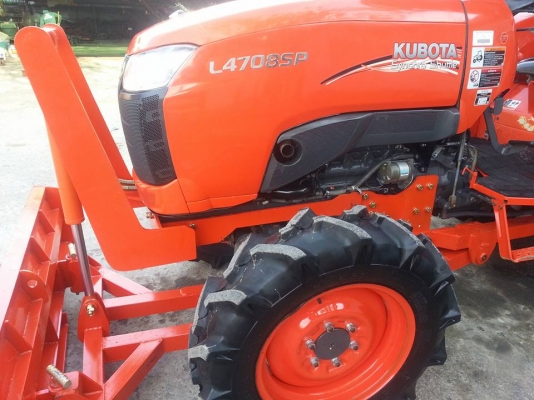 คูโบต้า L4708SP 4 WD ใบมีดดันหน้าใหม่