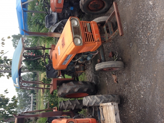 ขายรถไถเก่านอกตามสภาพ