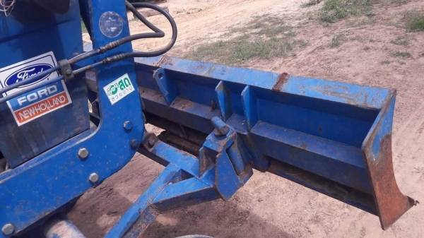 ขายครับ รถไถฟอร์ด 77 T1 ขายครับ รถไถฟอร์ด 77 T1