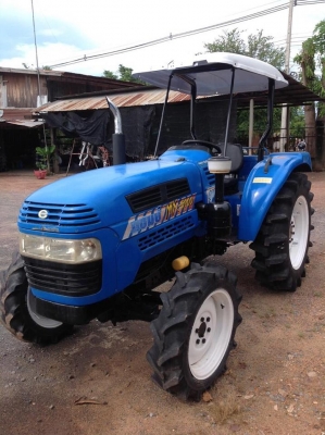 แทรกเตอร์แชมป์ MX5900 4WD พร้อมผาน7 ราคา155000 แทรกเตอร์แชมป์ MX5900 4WD พร้อมผาน7 ราคา155000