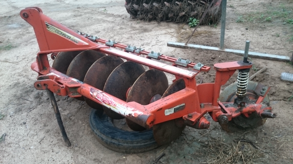 ขายผานตราช้าง 6*22 เฮฟวี่พลัส ใส่กับรถ 34-40 แรง สภาพดีเก่าเก็บ พร้อมใช้งาน