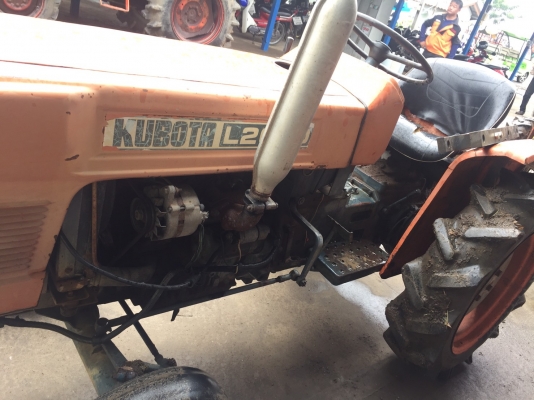 รถไถเก่า คูโบต้า รถไถเก่า คูโบต้า