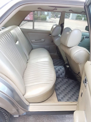 ขายคับ Mercedes Benz250 W123 สวยๆ วางเครื่อง1JZ แอร์หนาว ระบบไฟติดหมด ภายในสวยๆเลย ทะเบียนพร้อมโอนไม