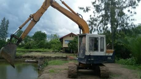 KOMATSU PC 60-3 KOMATSU PC 60-3