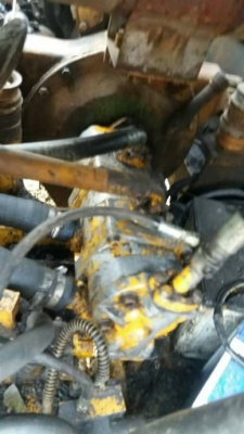 KOMATSU PC 60-3 KOMATSU PC 60-3