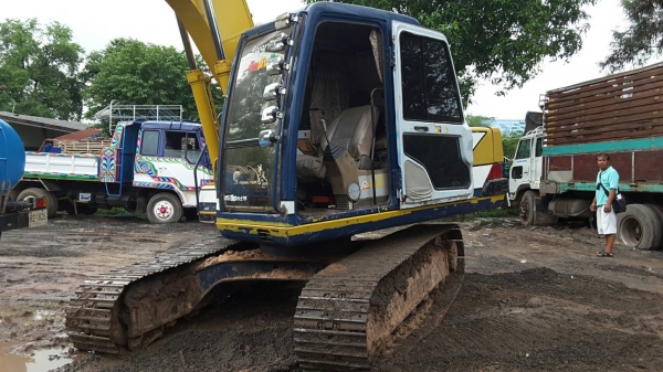 ขายรถแบ็คโฮ sk 120 ไฟฟ้าครบ ใบซื้อขาย