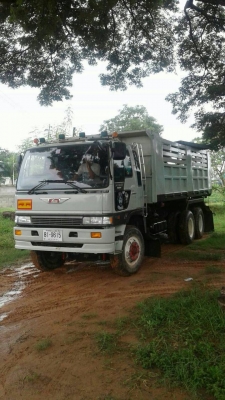 ขายรถสิบล้อดั้ม 3 M 240