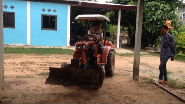 KUBOTA KRT 140 PTO ราคา 100,000 บาท สภาพสวยสด เครื่องดี พร้อมใช้งานอุปกรณ์ 3 รายการ มีดันหน้า มีผานหลัง ล้อเหล็ก สนใจติดต่อ 09 9710 7608 / 08 3367 1214 Lind id: mossini5372 KUBOTA KRT 140 PTO ราคา 100,000 บาท สภาพสวยสด เครื่องดี พร้อมใช้งานอุปกรณ์ 3 รายการ มีดันหน้า มีผานหลัง ล้อเหล็ก สนใจติดต่อ 09 9710 7608 / 08 3367 1214 Lind id: mossini5372
