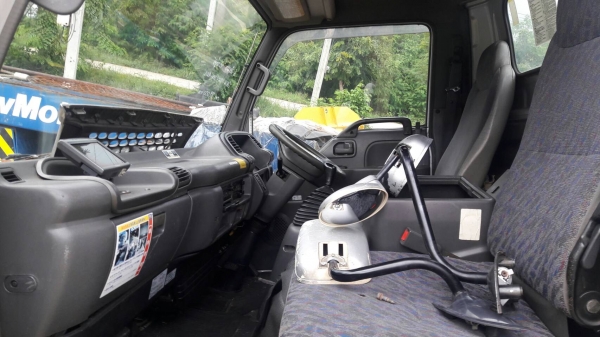 ขายหัวเก๋ง หัวการ์ตูน หกล้อกลาง รุ่นใหม่ยกได้/มีแหนบ/มีคัสซี /มีฐาน CABIN ISUZU NPR APR-8IL