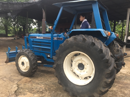 รถไถมือสอง ขายรถไถอีชากิสองเพลามีไบมีด ราคา295000บาท พร้อมใช้งานสวยๆครับ สนใจ โทร 081-3655997 อำพร พาเจริญ (มีค้าแนะนำ5000ถ้ามาจากเฟสใครแจ้งทางร้านด้ายนะครับ) ต. วังบัว อ. คลองขลุง จ. กำแพงเพชร ดูสินค้าเพิ่มเติมได้ที่ (http://buasorn.truck2hand.com) รถไถมือสอง ขายรถไถอีชากิสองเพลามีไบมีด ราคา295000บาท พร้อมใช้งานสวยๆครับ สนใจ โทร 081-3655997 อำพร พาเจริญ (มีค้าแนะนำ5000ถ้ามาจากเฟสใครแจ้งทางร้านด้ายนะครับ) ต. วังบัว อ. คลองขลุง จ. กำแพงเพชร ดูสินค้าเพิ่มเติมได้ที่ (http://buasorn.truck2hand.com)