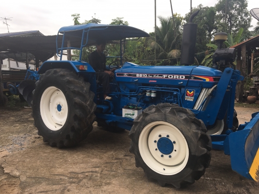 รถไถมือสอง ขายรถไถฟรอดูสองเพลามีไบมีด แล้ผานบุกเบิด ราคา550000บาท พร้อมใช้งานสวยๆครับ สนใจ โทร 081-3655997 อำพร พาเจริญ (มีค้าแนะนำ5000ถ้ามาจากเฟสใครแจ้งทางร้านด้ายนะครับ) ต. วังบัว อ. คลองขลุง จ. กำแพงเพชร  ดูสินค้าเพิ่มเติมได้ที่  (http://buasorn.truck2