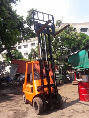 ขายฟอล์คลิฟท์ Toyota FD15 ดีเซล เครื่องดีพร้อมใช้ครับ ขายฟอล์คลิฟท์ Toyota FD15 ดีเซล เครื่องดีพร้อมใช้ครับ