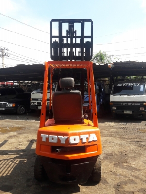 ขายฟอล์คลิฟท์ Toyota FD15 ดีเซล เครื่องดีพร้อมใช้ครับ ขายฟอล์คลิฟท์ Toyota FD15 ดีเซล เครื่องดีพร้อมใช้ครับ