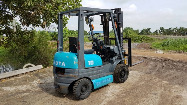 ขายด่วนรถยกนอกT0YOTA6FG10-6ยก1.0ตันเสาสูง3เมตรยางตัน4เส้นรถนอกนำเข้ายังไม่เคยใช้งานในเมืองไทยเลย=รุ่นใหม่ขายถูกๆๆ