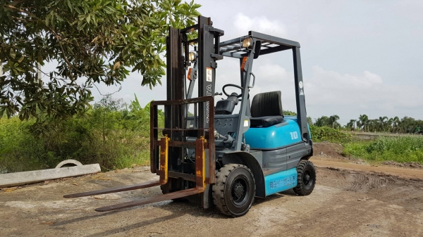 ขายด่วนรถยกนอกT0YOTA6FG10-6ยก1.0ตันเสาสูง3เมตรยางตัน4เส้นรถนอกนำเข้ายังไม่เคยใช้งานในเมืองไทยเลย=รุ่นใหม่ขายถูกๆๆ