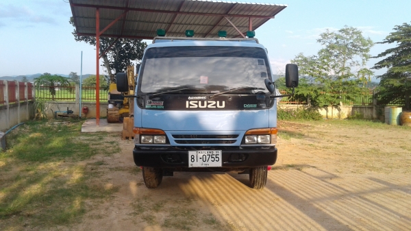 รถดั้มพ์.NPR.120แรงปี39ฝาขาว.แอร์.พวงมาลัยเพาเวอร์.เกียร์ร๊อกกี้6สปีด.ช่างล่างF.หน้าหลัง.รถห้างแท้100\%ดั้มพ์สามมิตร.รถพร้อมใชเล่มพร้อมโอน