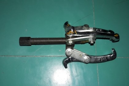 ขายสามขาถอดลูกปืนขนาด3"TAPARIA Made in India.DROPFORGETSTEEL.