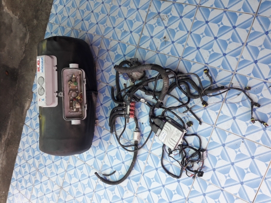 ขอขายแก๊ชรถยนต์ AG   ระบบหัวฉีดครบชุดนำไปติดตั้งได้เลย