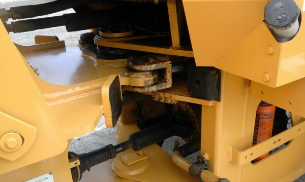 ขายรถตักล้อยาง CAT924Gz มีเอกสารเล่มทะเบียน เครื่องแรงดี เกียร์ดี ปั้มดี ระบบสมบูรณ์