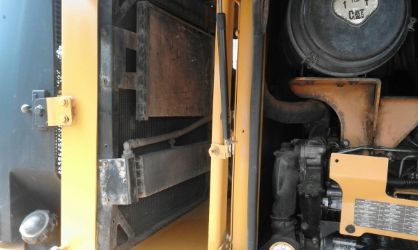 ขายรถตักล้อยาง CAT924Gz มีเอกสารเล่มทะเบียน เครื่องแรงดี เกียร์ดี ปั้มดี ระบบสมบูรณ์ ขายรถตักล้อยาง CAT924Gz มีเอกสารเล่มทะเบียน เครื่องแรงดี เกียร์ดี ปั้มดี ระบบสมบูรณ์