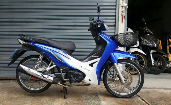 HONDA WAVE 110i NEW รุ่นบังลมใหญ่ ท่อมีกันร้อน ฟรีค่าโอน