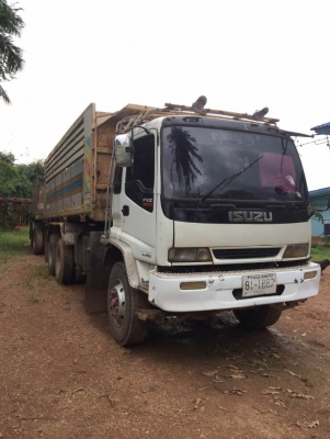 DECA270URO1 ปี45. แม่ลุกดั้มกับะปิเนียม อุ่ รวมชัย สภาพสวยๆพร้อมใช้