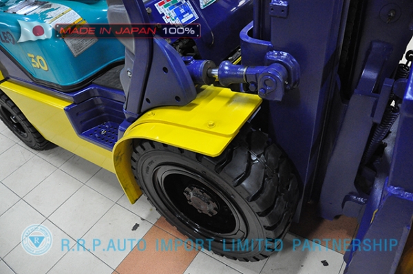ขายรถโฟล์คลิฟท์มือสอง KOMATSU FG30HT12-520568 ราคา 395,000 บาท นำเข้าจากประเทศญี่ปุ่น 100\% ไม่เคยใช้งานในไทย