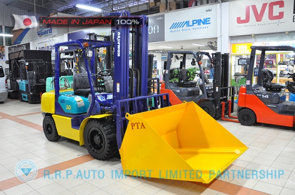 ขายรถโฟล์คลิฟท์มือสอง KOMATSU FG30HT12-520568 ราคา 395,000 บาท นำเข้าจากประเทศญี่ปุ่น 100\% ไม่เคยใช้งานในไทย