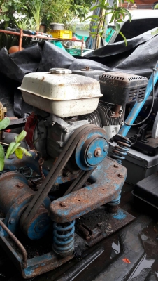 ขาย !! เครื่องตบดิน พร้อมใช้งาน