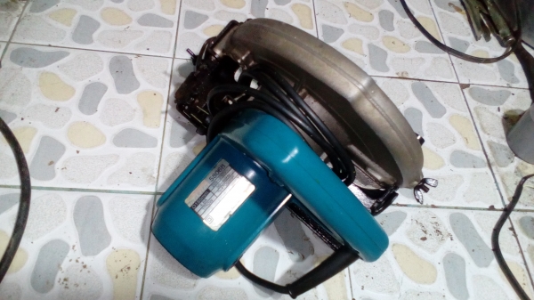 เลื่อยวงเดือน มากิต้า 7 นิ้ว MAKITA 5806B 950W เลื่อยวงเดือน มากิต้า 7 นิ้ว MAKITA 5806B 950W