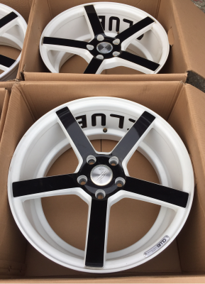 ล้อ Vossen ขอบ18 สภาพสวย ไม่มีซ่อม ราคาไม่แพง