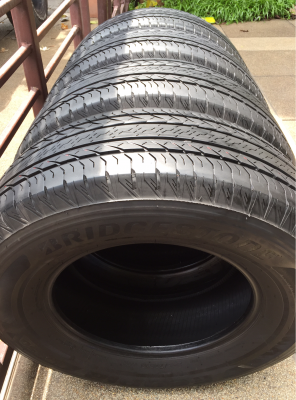 ยาง Bridgestone 245 70 16 กลางปี16 ดอกเต็ม ใช้กันยาว ราคาไม่แพง