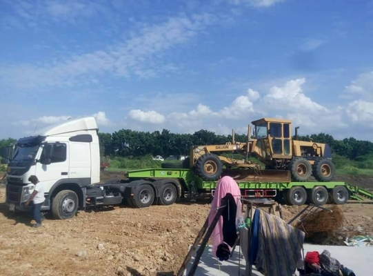 ขายรถเกรด แกเรียน 850 A เอกสารเล่มทะเบียน ราคา 850000