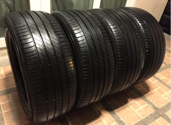ยาง Michelin Primacy 3st 225 50 17 ปลายปี14 ดอกเยอะ พร้อมใช้งาน ราคาไม่แพง