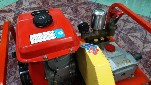 ขายเครื่องติดปั้มพ่น Yoshi นำเข้าญี่ปุ่น