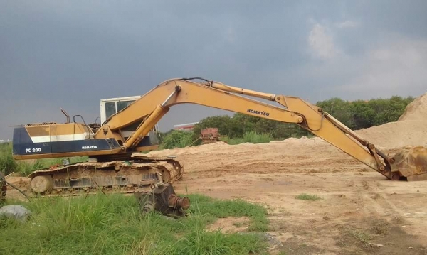 ขาย 495,000 KOMATSU pc 200-5 ตัวเดินจีบ เครื่องเดิมดี ปั้มแรง ไฟฟ้ตัด ช่วงล่างดี รถพร้อมใช้เอกสารหนังสือสัญญาซื้อขาย( ชลบุรี) 090-772-3710 090-772-3708 ขาย 495,000 KOMATSU pc 200-5 ตัวเดินจีบ เครื่องเดิมดี ปั้มแรง ไฟฟ้ตัด ช่วงล่างดี รถพร้อมใช้เอกสารหนังสือสัญญาซื้อขาย( ชลบุรี) 090-772-3710 090-772-3708