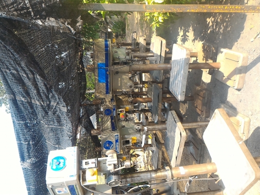 สว่านแท่นอย่างดียี่ห้อ Clausing ของอเมริกา สภาพแน่นๆทุกตัวตัวใหญ่สูง 2 ม. หน้าโต็ะกว้างมาก ไว้จับยึดชิ้นงาน ใช้ไฟ 220 V. ตัวใหญ่แข็งแรง พื้นที่ทำงานเยอะ