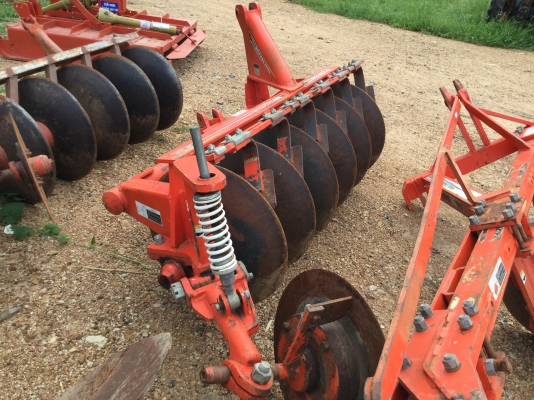 ขายผาน 6x22 เฮฟวี่พลัส ตราช้างสวยๆ ใส่ 34-36 แรง ขายผาน 6x22 เฮฟวี่พลัส ตราช้างสวยๆ ใส่ 34-36 แรง