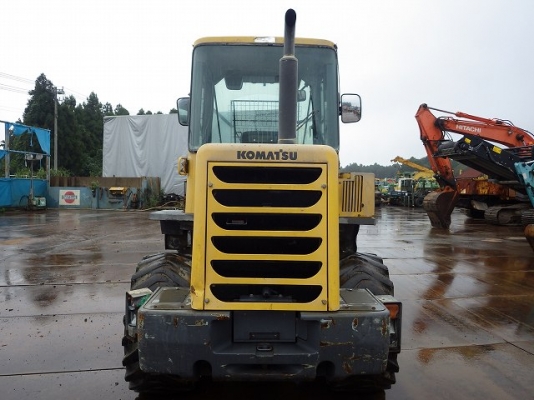 รถตักWA80-3SS รถปีใหม่2005เก่าญี่ปุ่นสภาพสวยหล่อเลยคันนิ ใช้งานน้อย5000นิดๆ