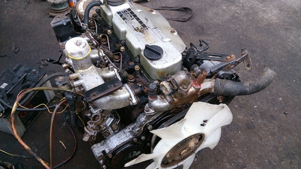 ขายเครื่องยนต์นิสสัน TD25 23550 บาท