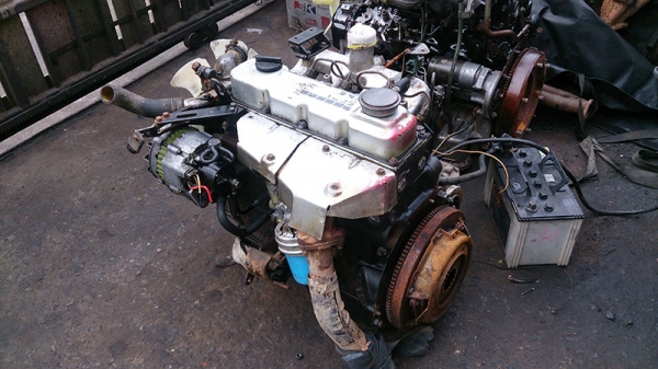 ขายเครื่องยนต์นิสสัน TD25 23550 บาท