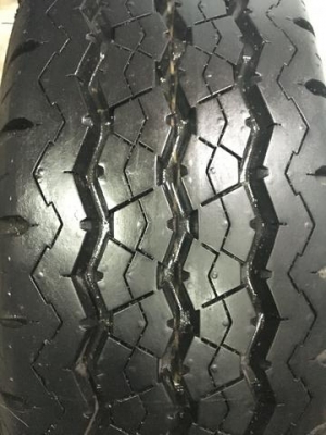 ยางใหม่ป้ายแดง 215-70-15 Bridgestone R623 ตุ่มเป้งๆ