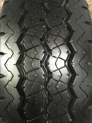 ยางใหม่ป้ายแดง 215-70-15 Bridgestone R623 ตุ่มเป้งๆ