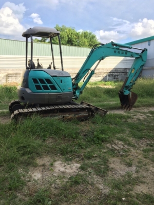 ขายแบคโฮ KOBELCO SK 35SR-2 รถสภาพสวย ขายแบคโฮ KOBELCO SK 35SR-2 รถสภาพสวย