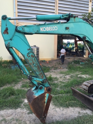 ขายแบคโฮ KOBELCO SK 35SR-2 รถสภาพสวย ขายแบคโฮ KOBELCO SK 35SR-2 รถสภาพสวย
