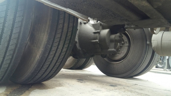 ขายรถหัวลาก 10 ล้อ 2 เพลา ISUZU และ นิสสัน UD454 รถสวยพ ร้อมใช้ ราคา.1150000 ราคาต่อรอง