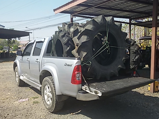 ยางหน้า หลัง คูโบต้ายันม่าร์ 45 47 49แรงคับ