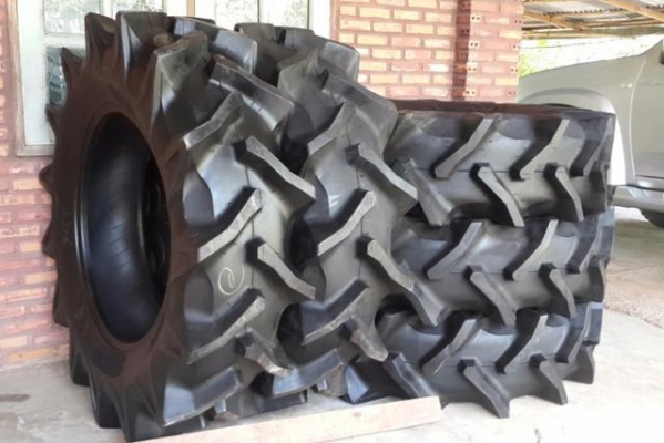 ยางหน้า หลัง คูโบต้ายันม่าร์ 45 47 49แรงคับ