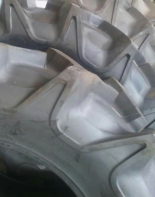 ยางหน้า หลัง คูโบต้ายันม่าร์ 45 47 49แรงคับ